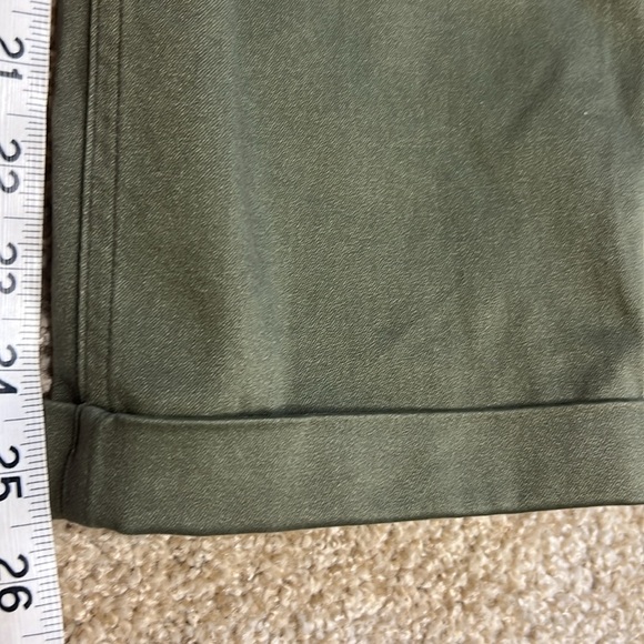 GAP Army Green relaxed fit Chinos - Picture 8 of 10